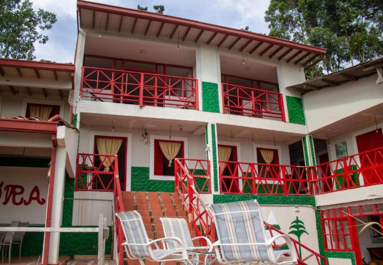 Hotel Natura Cocora ซาเลนโต ภายนอก รูปภาพ