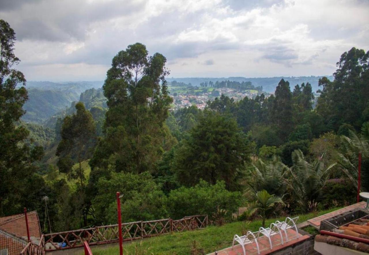 Hotel Natura Cocora ซาเลนโต ภายนอก รูปภาพ